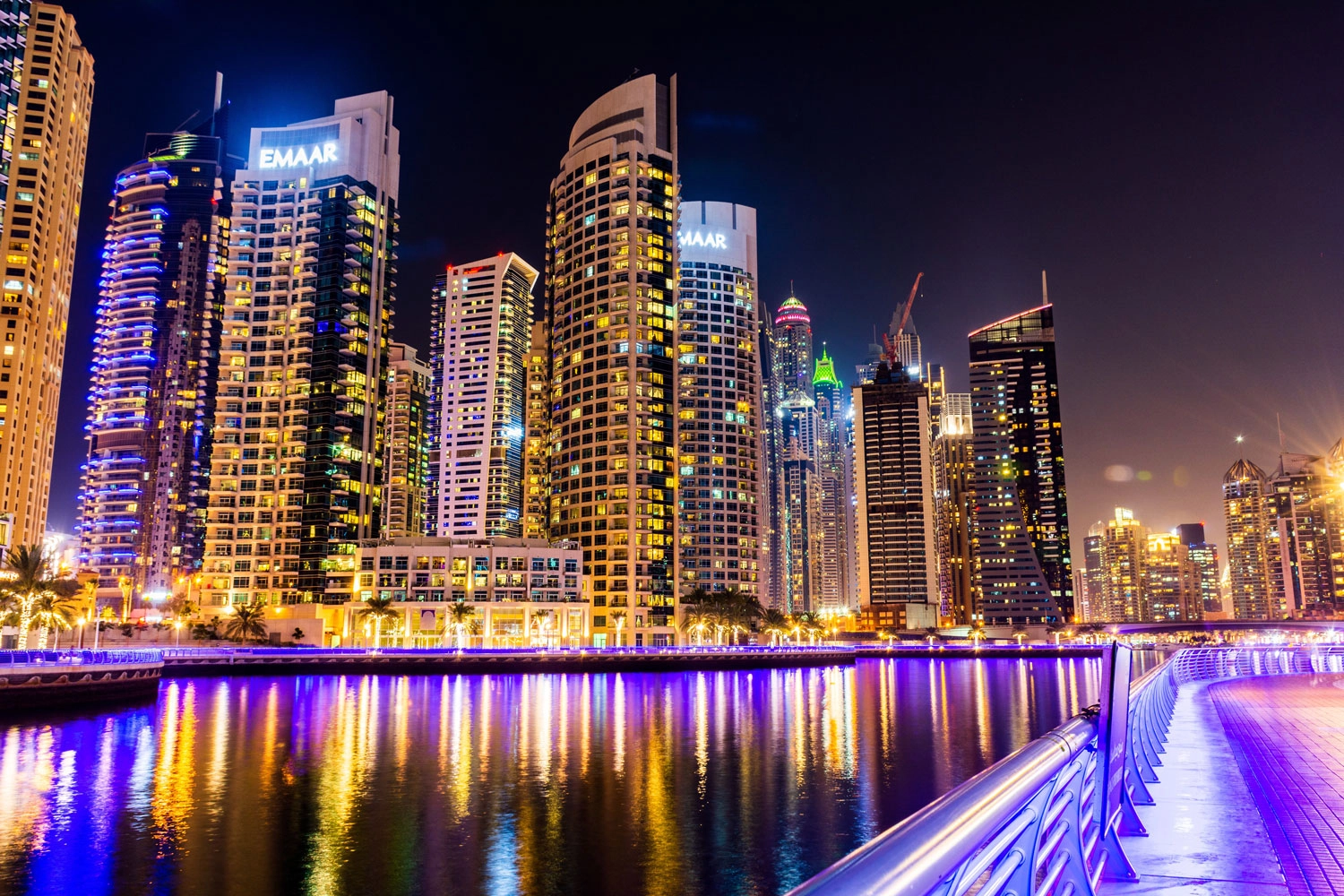 View of Dubai Marina Walk